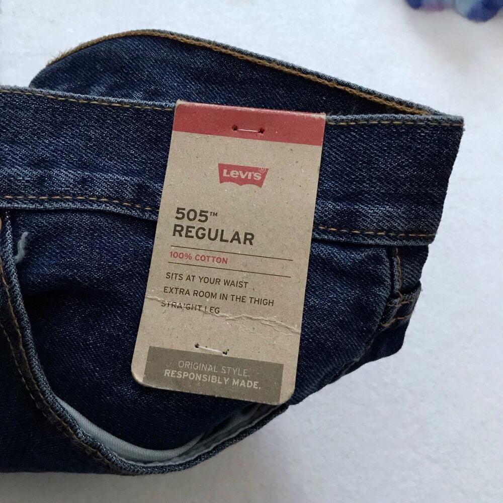 Levi's NWT 505 Medium Wash Straight Leg Jeans Men 40x32 *Pls See Description* - Picture 8 of 9